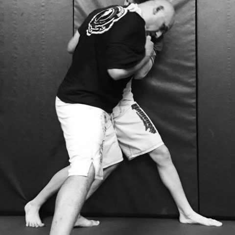 Clinch Fighting